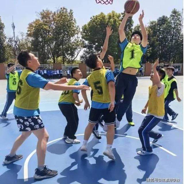 中国女篮热身赛全新启航：备战之路全面解析 - CROWN SPORTS